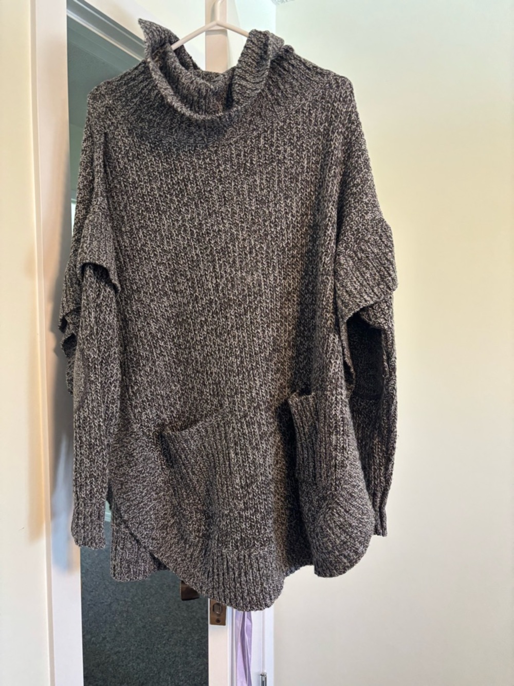 Cozy Gray Turtleneck Knit Sweater with Pocket
